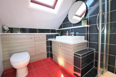 Bedroom 1 En Suite
