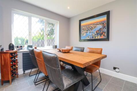 Breakfast Room