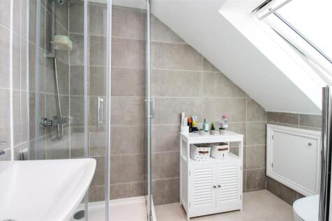 En Suite Shower Room