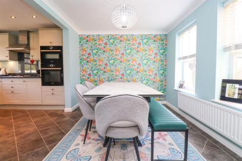 Breakfast Room