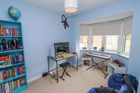 Bedroom 3 (1st Floor)