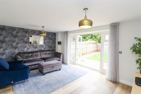 Lounge/Kitchen