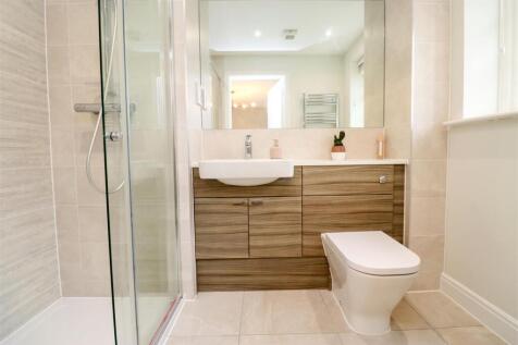En Suite (1st Floor)