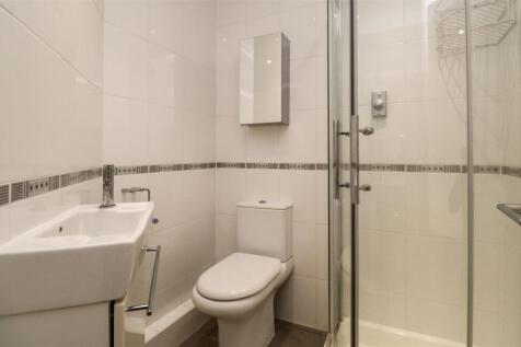 Bedroom 2 En-Suite