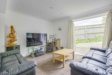 9 Rook Road, HP10 0PY (LOW RES)-12