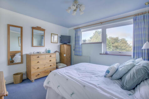 5 Niplands Cottages, HP10 0JQ (LOW RES)-5