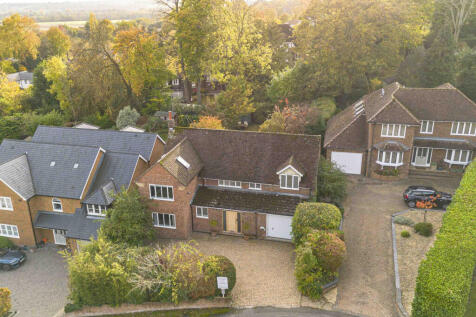 11 Spinfield Park, SL7 2DD Drone (LOW RES)-4