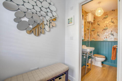 21 Trinity Avenue, SL7 3AL (LOW RES)-13