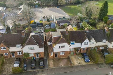 21 Trinity Avenue, SL7 3AL (LOW RES)-3