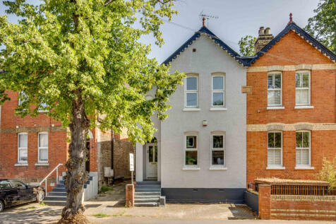 52 Grenfell Road, SL6 1HG (LOW RES)-5