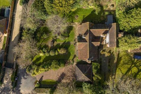 Old Barns Cottage, Finch Lane, HP9 2TL  (LOW RES)-
