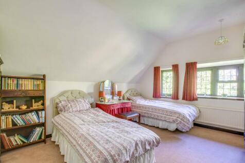Old Barns Cottage, Finch Lane, HP9 2TL  (LOW RES)-