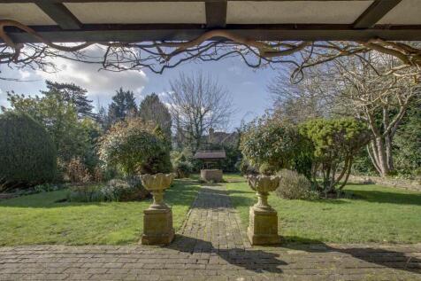 Old Barns Cottage, Finch Lane, HP9 2TL  (LOW RES)-