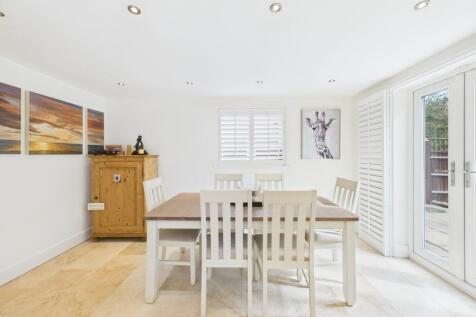 Breakfast Room