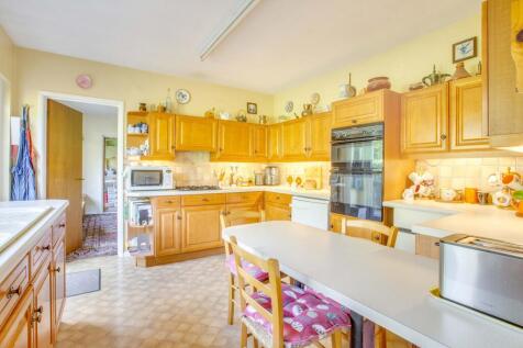 48 Marlow Bottom SL7 3NB (LOW RES)-14