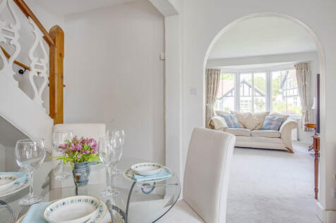 24 Elm Lane, SL8 5PG (LOW RES)-18