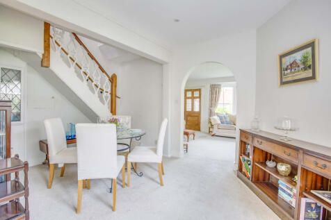 24 Elm Lane, SL8 5PG (LOW RES)-17