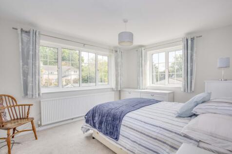 24 Elm Lane, SL8 5PG (LOW RES)-13