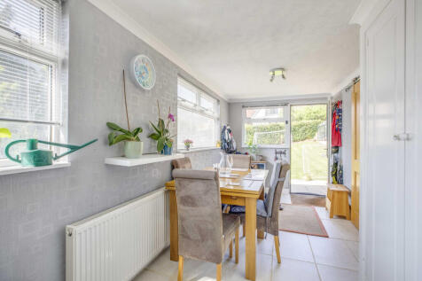9 Barnhill Close, SL7 3HA (LOW RES)-8