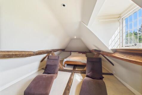 Bedroom 6/loft room