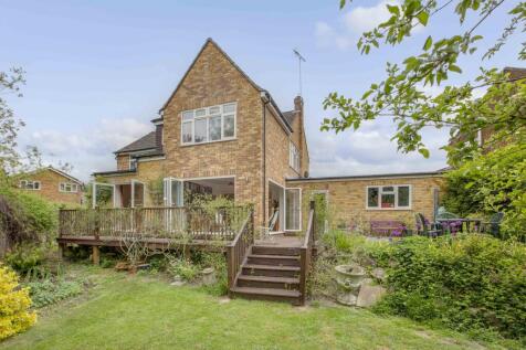 15 Cressington Place, SL8 5SN (LOW RES)-12