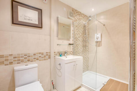 15 Cressington Place, SL8 5SN (LOW RES)-6