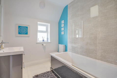 19 Trinity Avenue, SL7 3AL (LOW RES)-4
