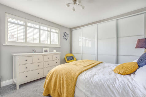 19 Trinity Avenue, SL7 3AL (LOW RES)-1