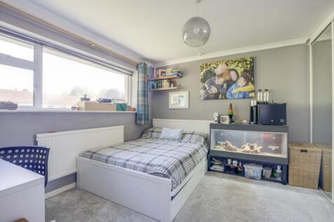 6 Gilbey Walk, HP10 0QL (LOW RES)-4