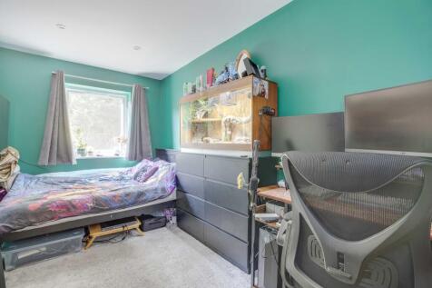6 Gilbey Walk, HP10 0QL (LOW RES)-9