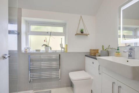 6 Gilbey Walk, HP10 0QL (LOW RES)-8