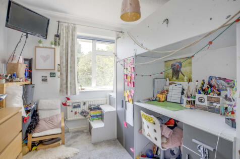 6 Gilbey Walk, HP10 0QL (LOW RES)-6