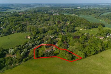 Huckenden Holly, Cadmore End Common, HP14 3PS (LOW