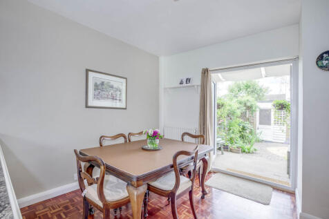 5 Eastern Drive, SL8 5HQ (LOW RES)-7