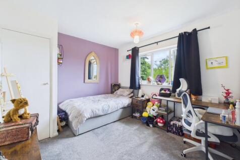 CAM02136G0-PR0427-STILL006