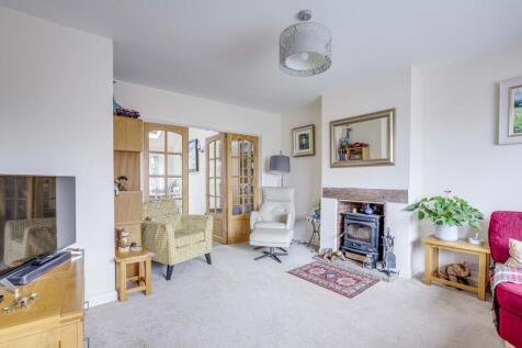 21 Woodland Way, SL7 3LD (LOW RES)-9