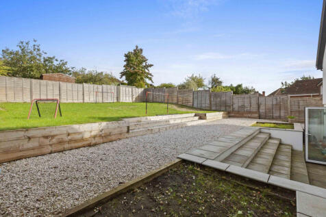 Hill View House, 2a Hillside Road, SL7 3JY (LOW RE