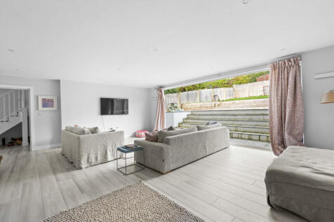 Hill View House, 2a Hillside Road, SL7 3JY (LOW RE