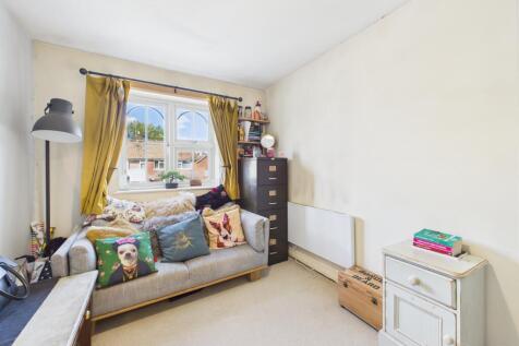 CAM02119G0-PR0465-STILL006