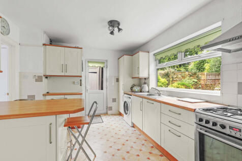 67 Wattleton Road, HP9 1RY (LOW RES)-9