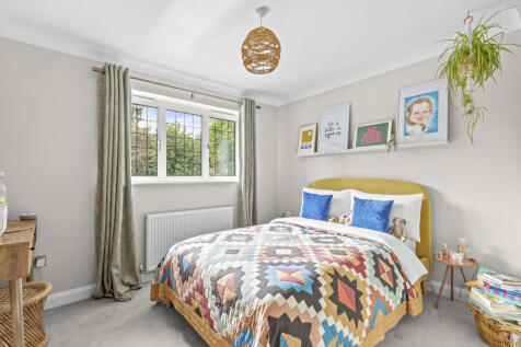 67 Berwick Road, SL7 3AS (LOW RES)-5