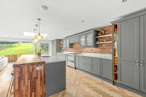 67 Berwick Road, SL7 3AS (LOW RES)-11