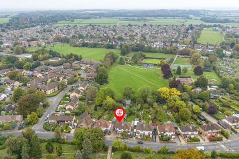 145 Courthouse Road, SL6 6HY Drone-7