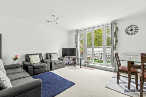 9 Bisham House, SL7 1FQ (LOW RES)-1