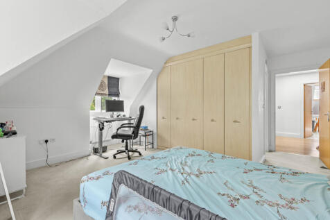 9 Bisham House, SL7 1FQ (LOW RES)-6