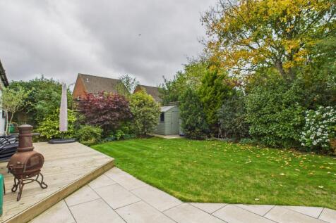 CAM02136G0-PR0478-STILL024