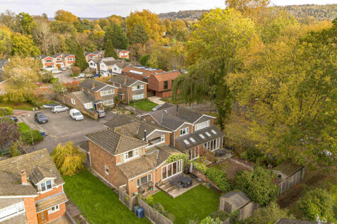 3 Spinners Walk, SL7 2AL Drone (LOW RES)-3