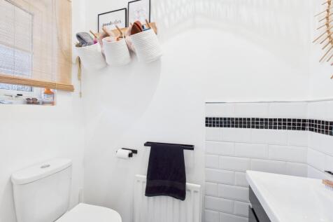 CAM02119G0-PR0476-STILL003