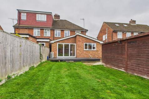 CAM02136G0-PR0479-STILL016