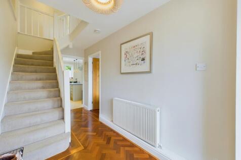 CAM02119G0-PR0237-STILL004